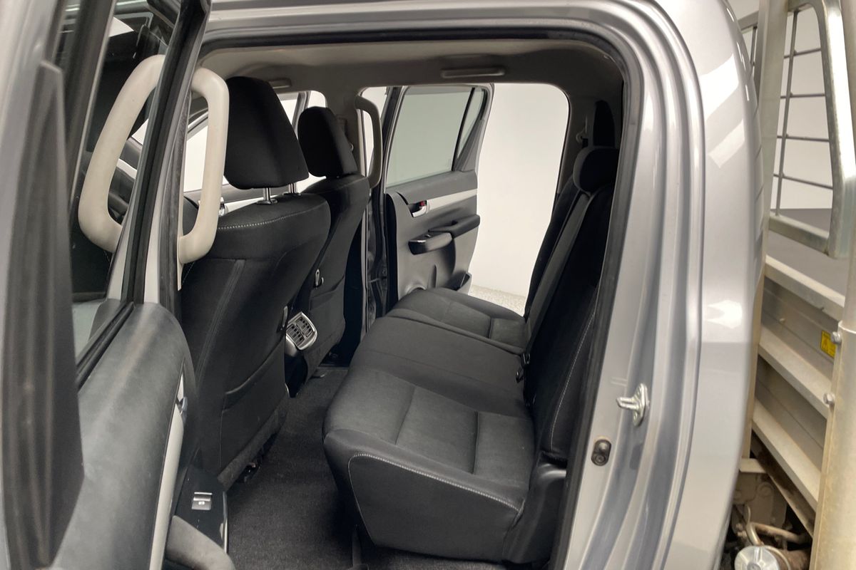 2022 Toyota Hilux SR5 GUN126R 4X4