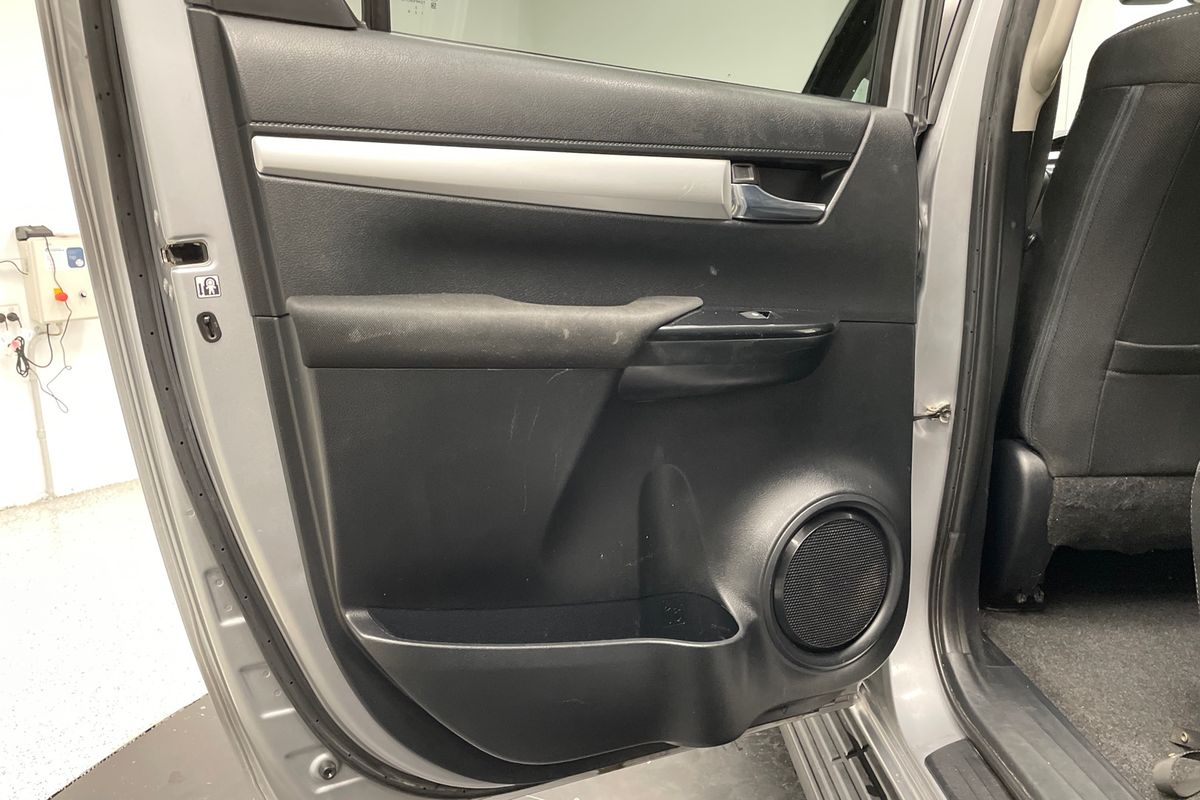2022 Toyota Hilux SR5 GUN126R 4X4