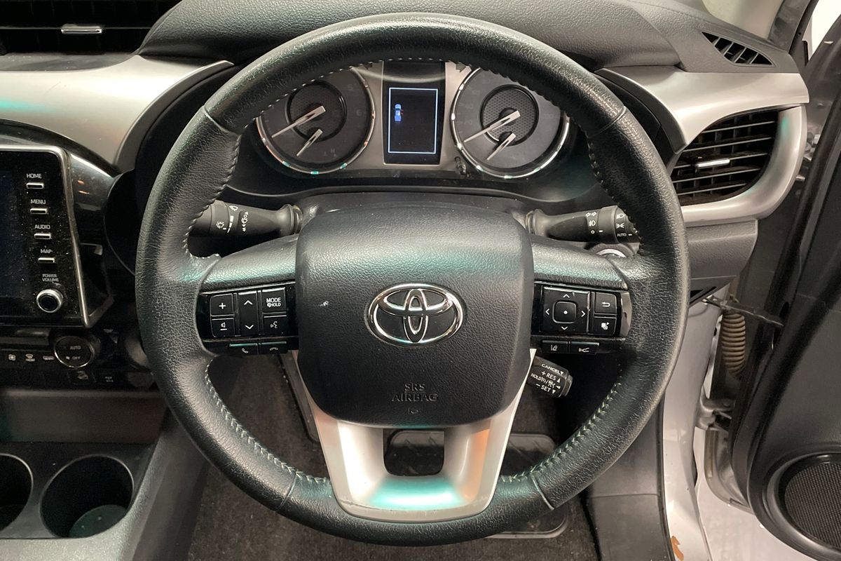 2022 Toyota Hilux SR5 GUN126R 4X4