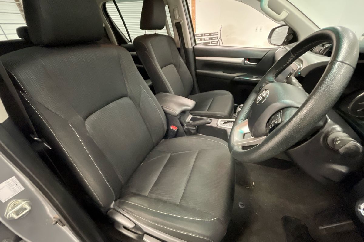 2022 Toyota Hilux SR5 GUN126R 4X4