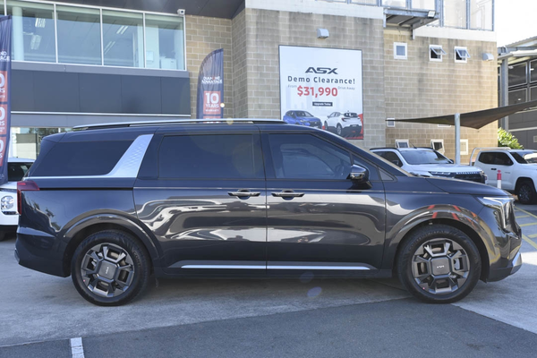 2026 Kia Carnival GT-Line KA4 PE thumb-3
