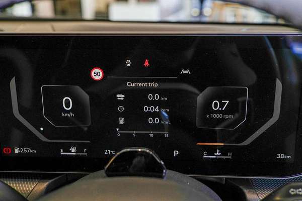 2025 Kia K4 GT-Line CL4m thumb-7