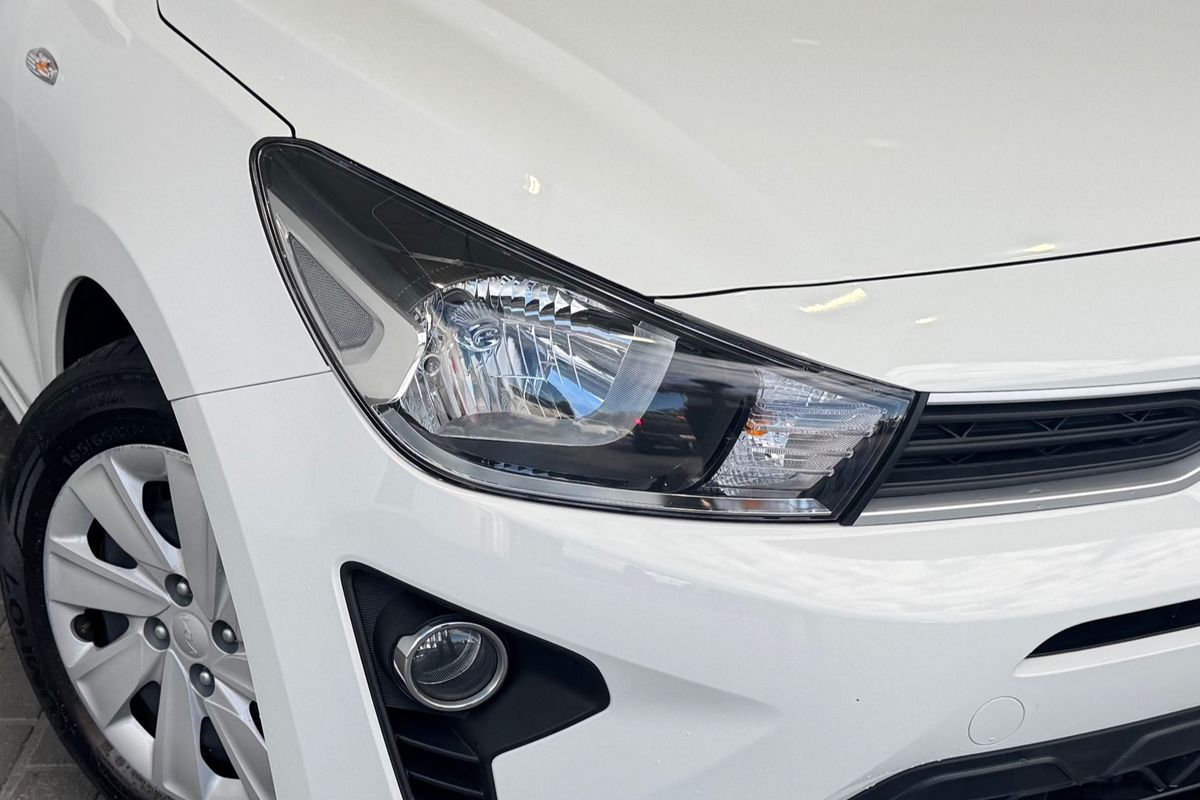 2023 Kia Rio S YB