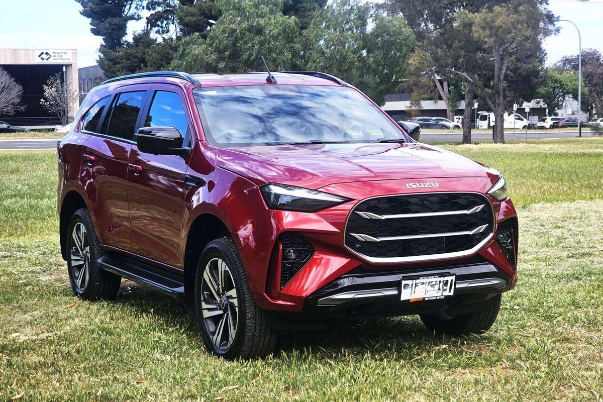 2026 Isuzu MU-X LS-T
