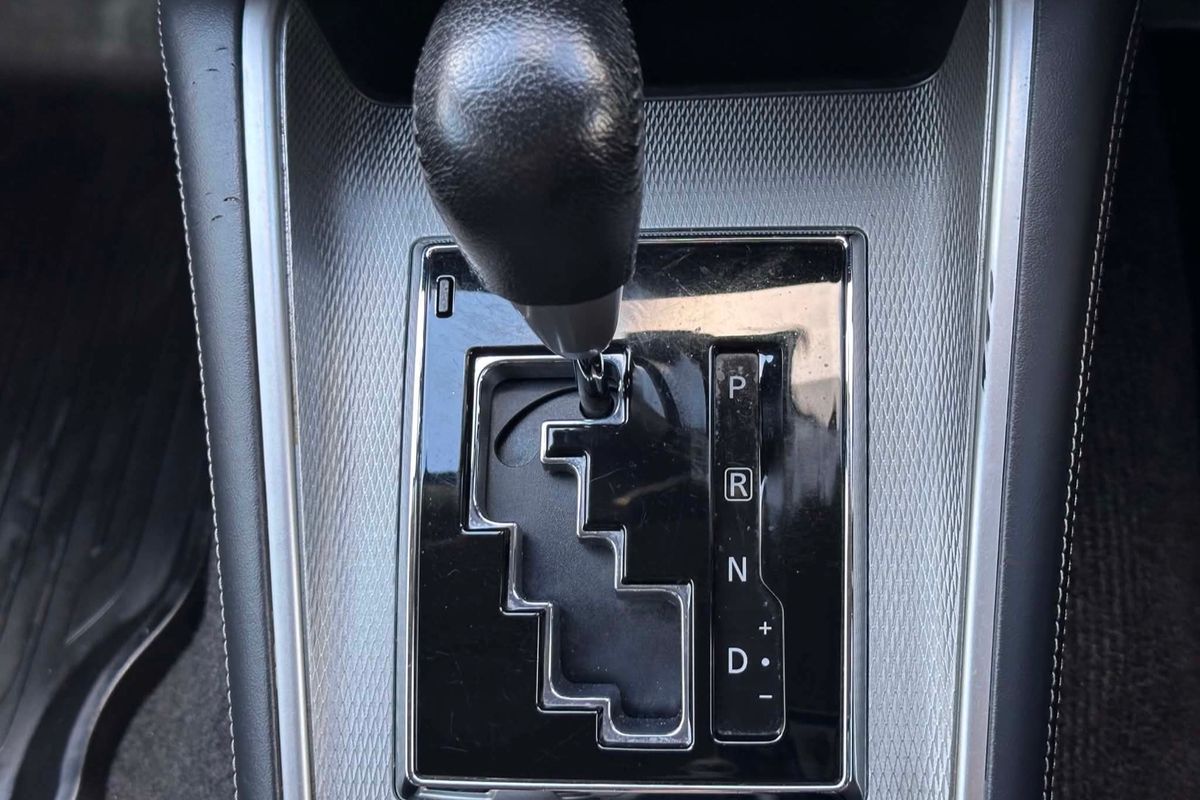 2019 Mitsubishi Triton Toby Price Edition MR 4X4 image 12