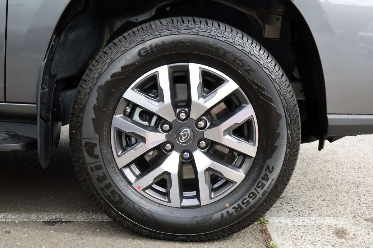 2026 LDV T60 Max PRO SK8C 4X4 image 7