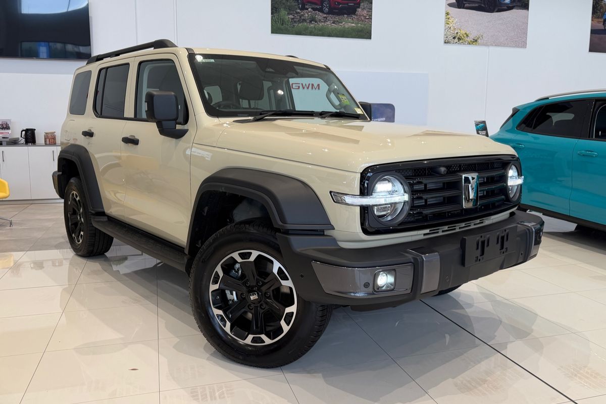 2026 GWM Tank 300 Ultra Hybrid P01