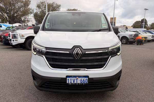 2025 Renault Trafic Pro X82 SWB Low Roof