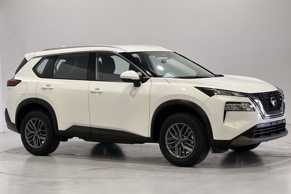 2024 Nissan X-TRAIL ST T33