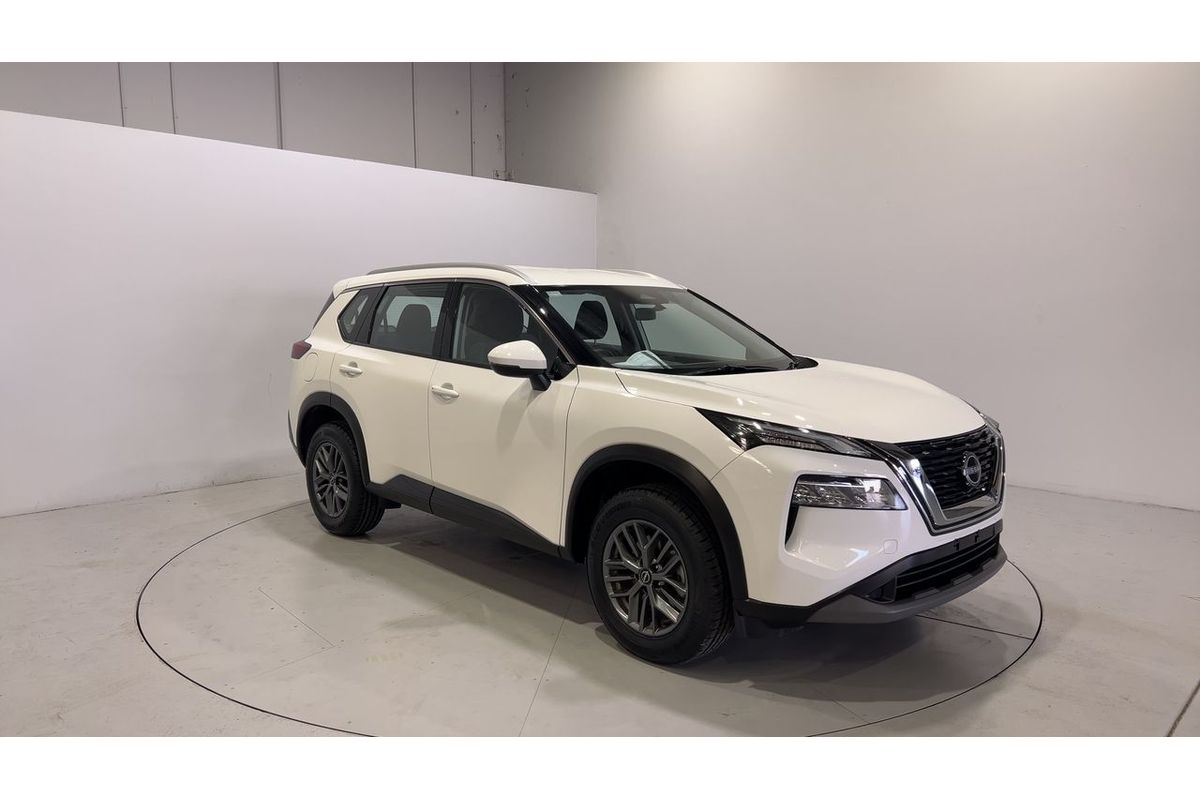 2024 Nissan X-TRAIL ST T33