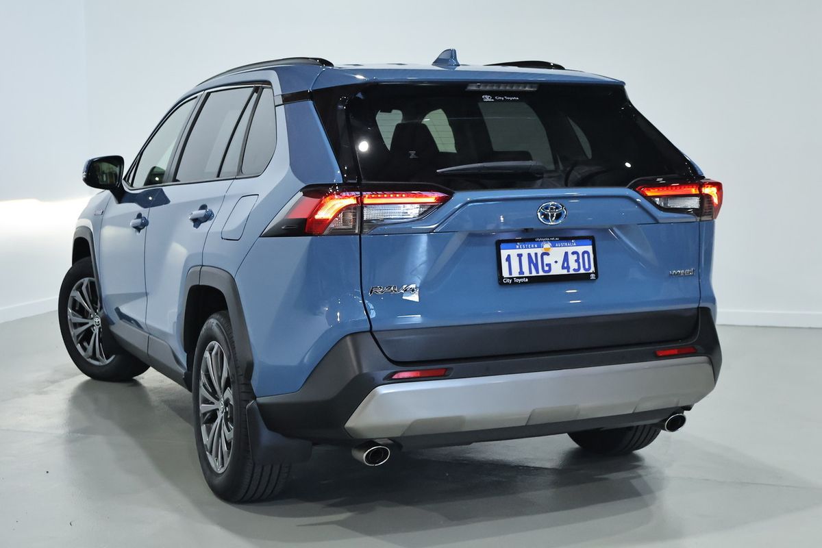 2024 Toyota RAV4 GXL AXAH52R