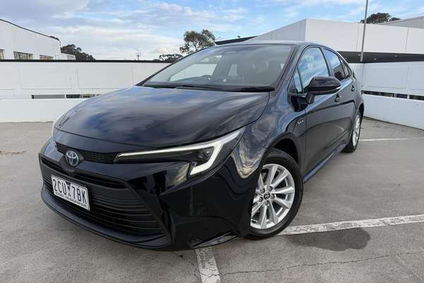 2025 Toyota Corolla SX Hybrid ZWE219R