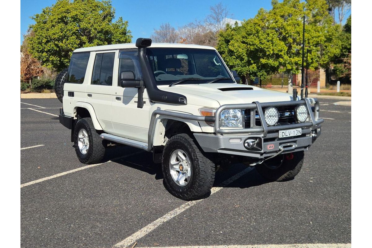 2016 Toyota Landcruiser GXL VDJ76R