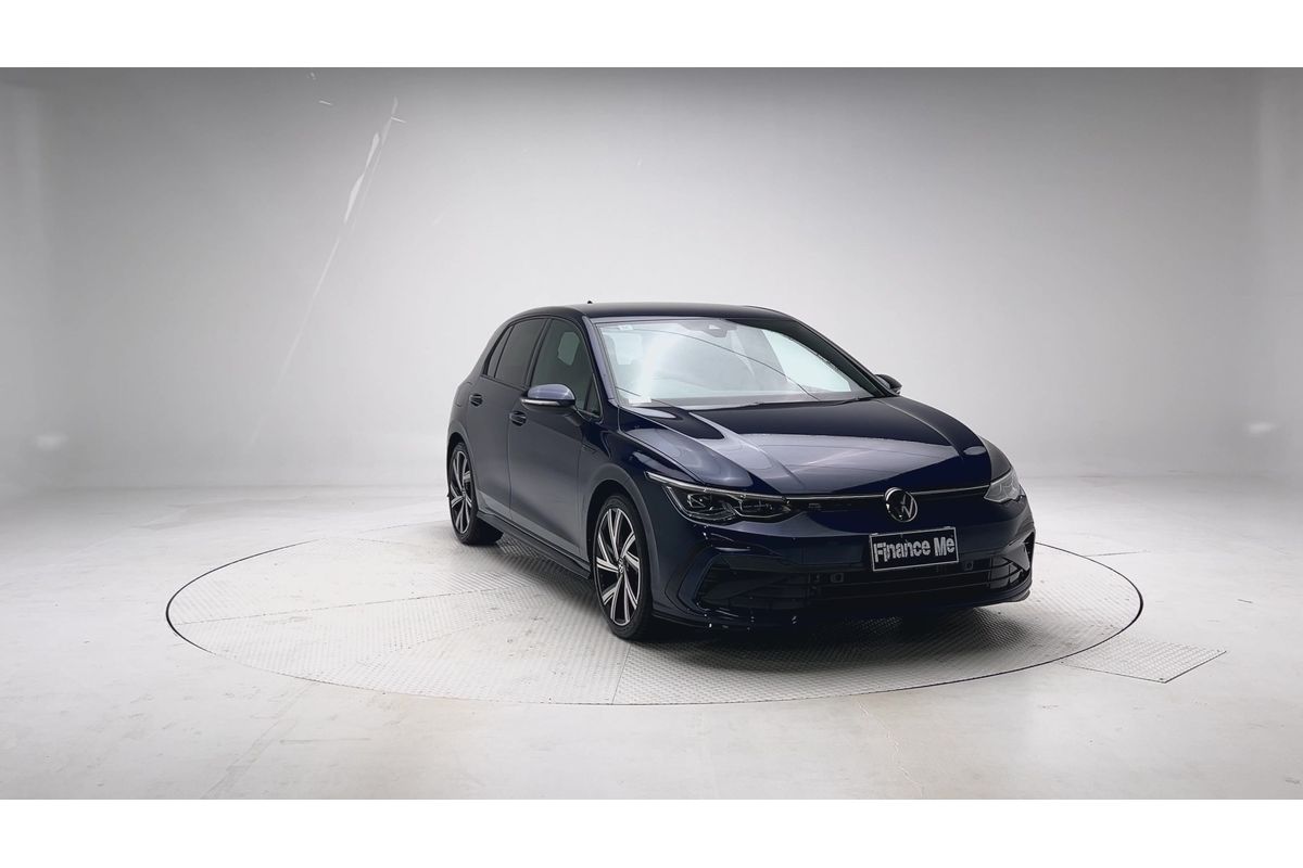 2022 Volkswagen Golf 110TSI R-Line 8
