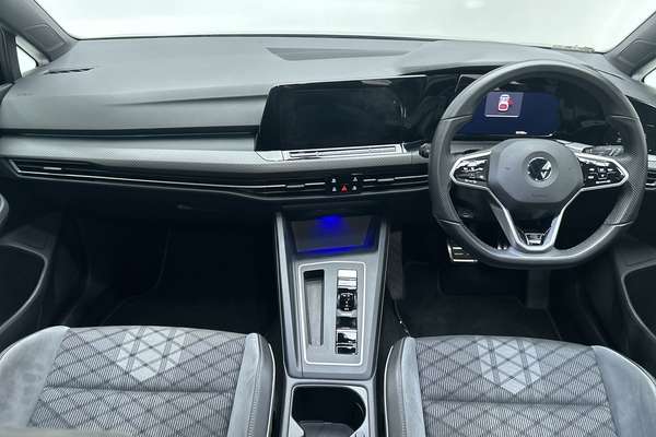 2022 Volkswagen Golf 110TSI R-Line 8 thumb-19