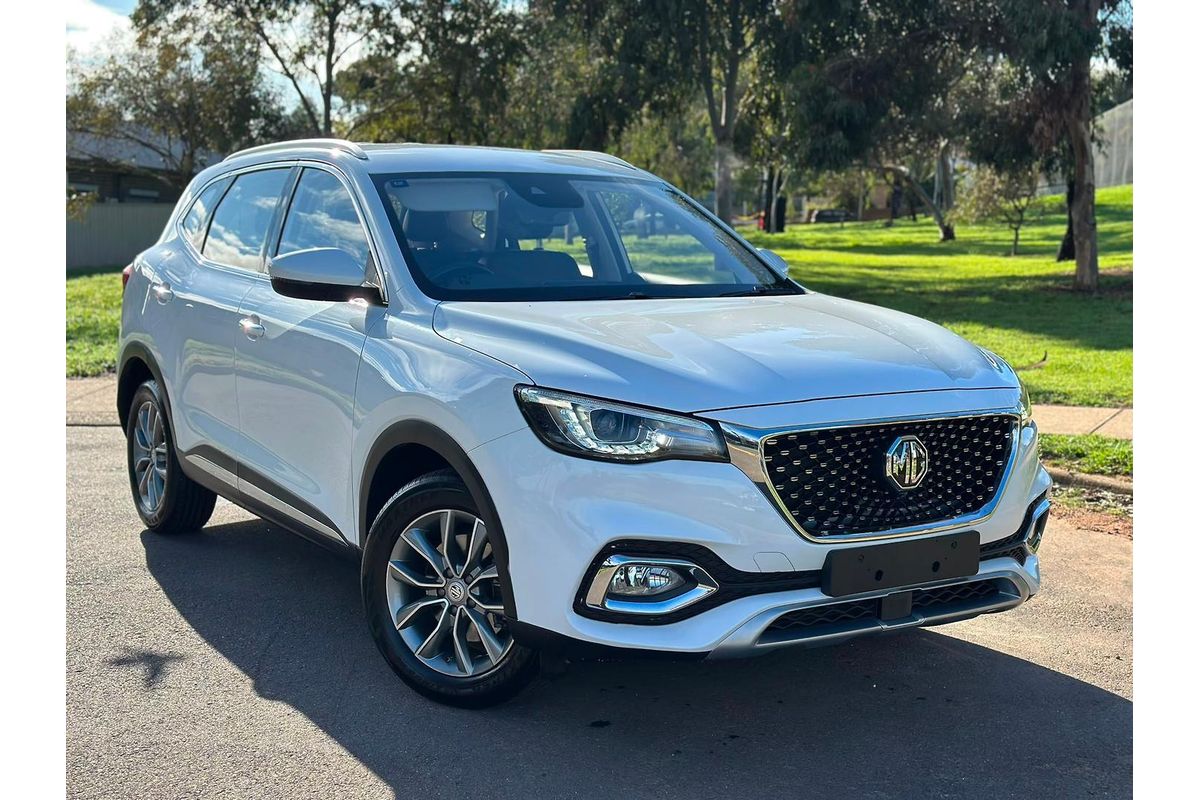 2022 MG HS Vibe SAS23