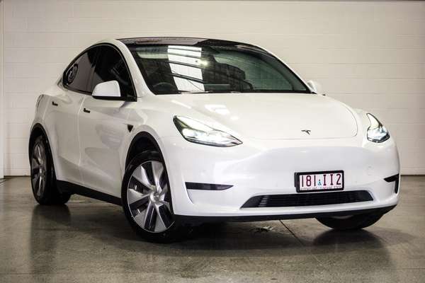 2023 Tesla Model Y Rear-Wheel Drive