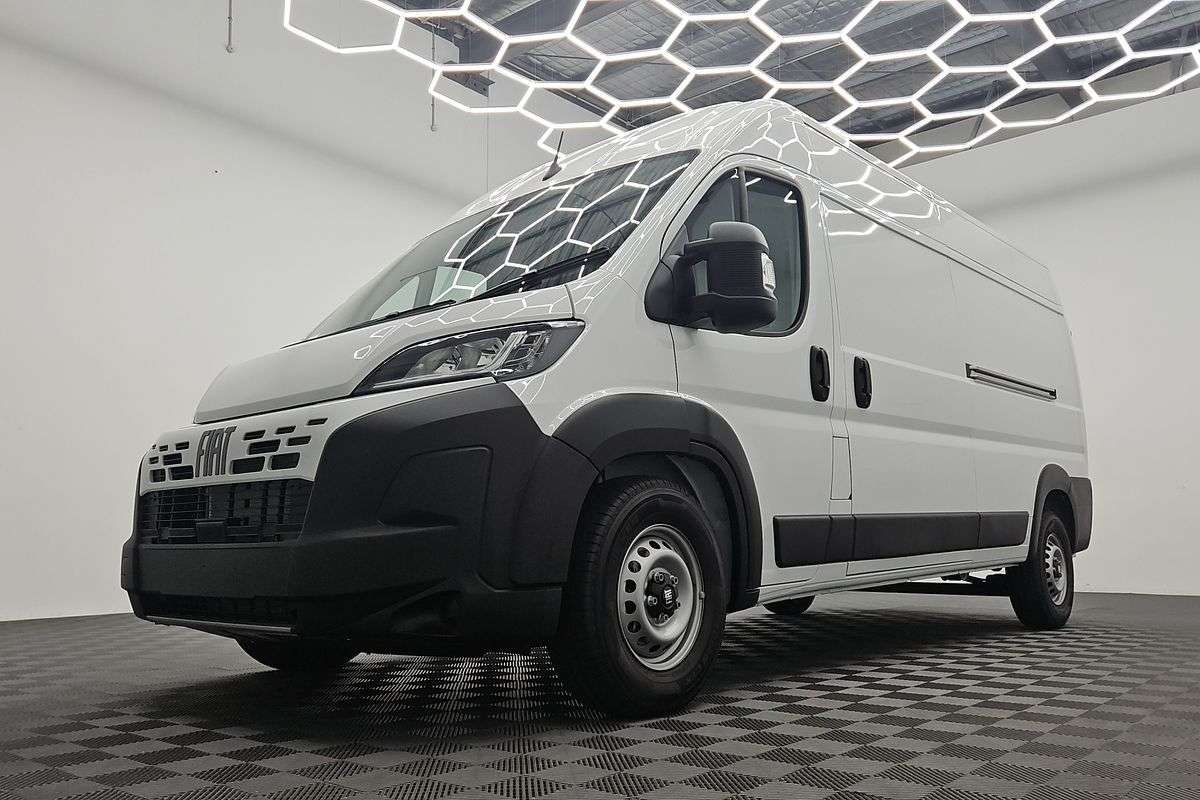 2026 Fiat Ducato Series 2 LWB Mid Roof image 4