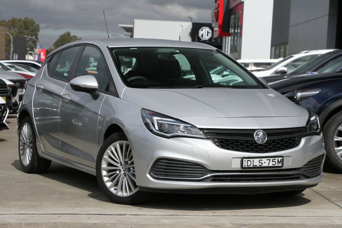 2016 Holden Astra R BK