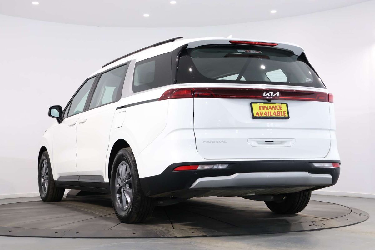 2023 Kia Carnival S KA4