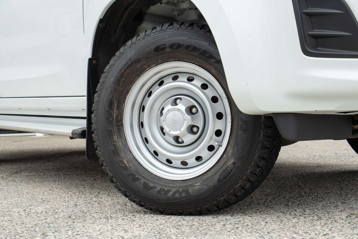 2018 Isuzu D-MAX SX 4X4