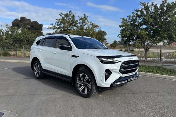 2025 Isuzu MU-X LS-T