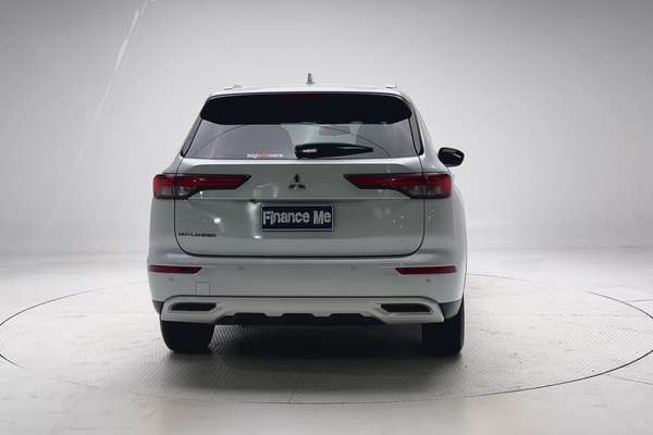 2024 Mitsubishi Outlander LS ZM thumb-6