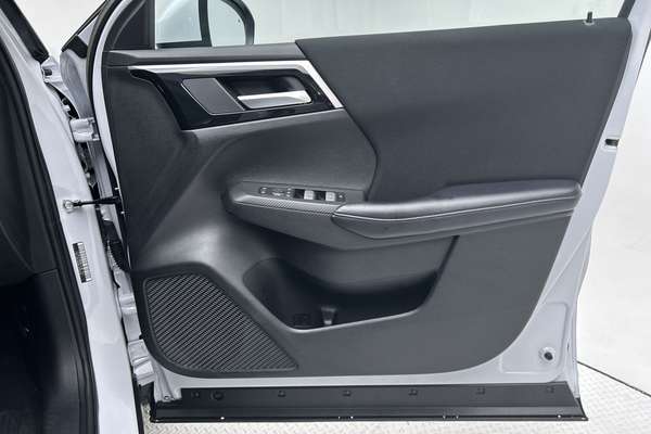 2024 Mitsubishi Outlander LS ZM thumb-18