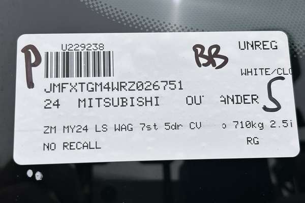 2024 Mitsubishi Outlander LS ZM thumb-23