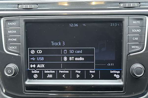 2017 Volkswagen Tiguan 110TSI Trendline 5N thumb-16