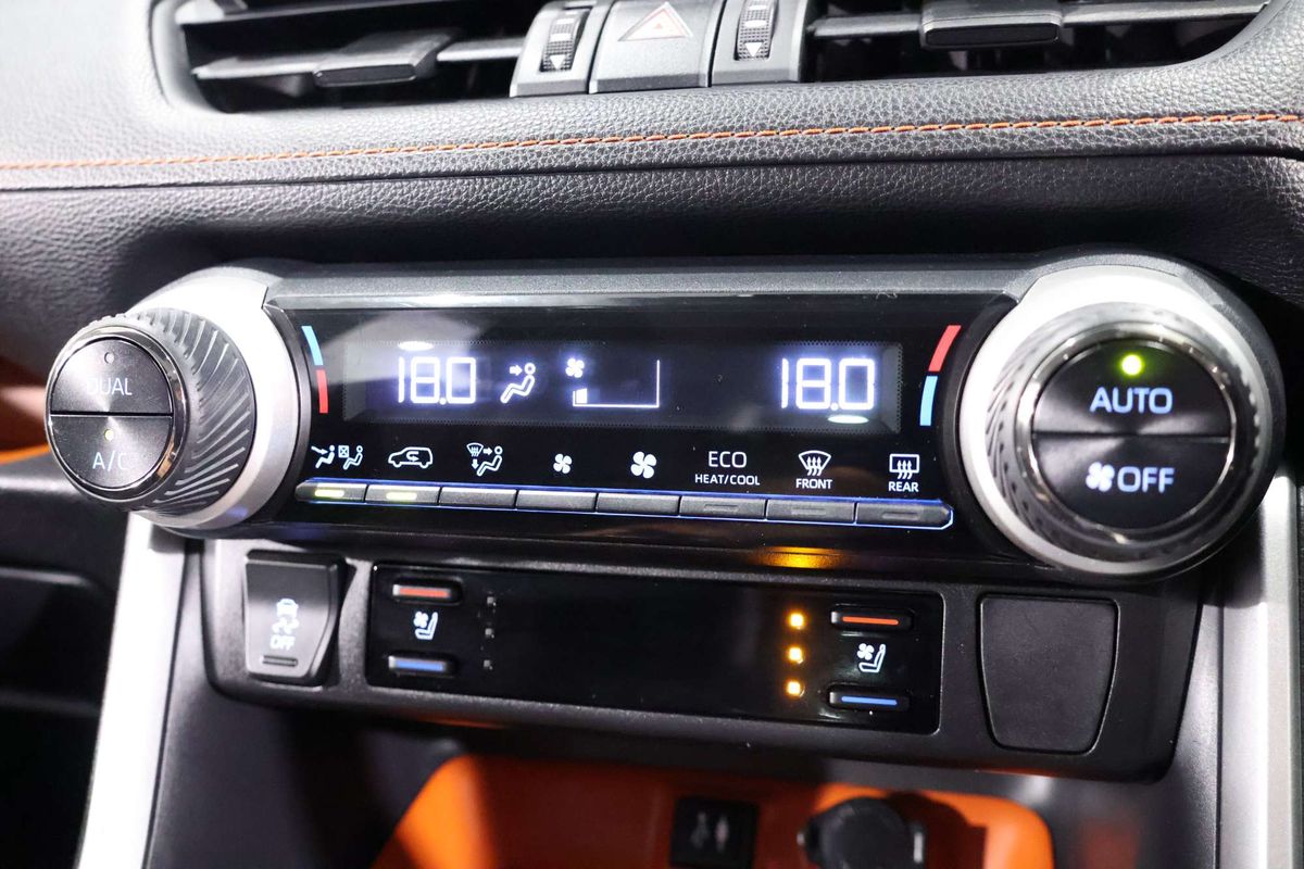 2019 Toyota RAV4 Edge AXAA54R