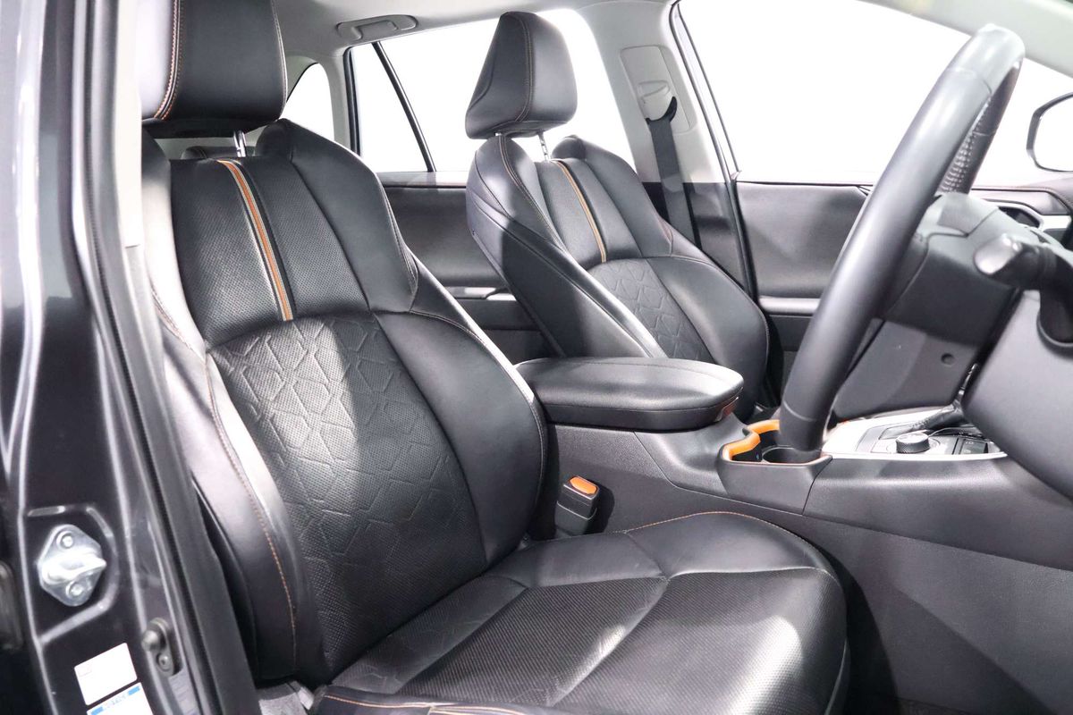 2019 Toyota RAV4 Edge AXAA54R