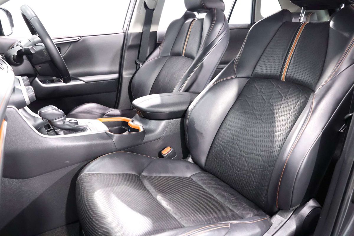 2019 Toyota RAV4 Edge AXAA54R