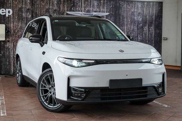 2026 Leapmotor C10 Design LR B11