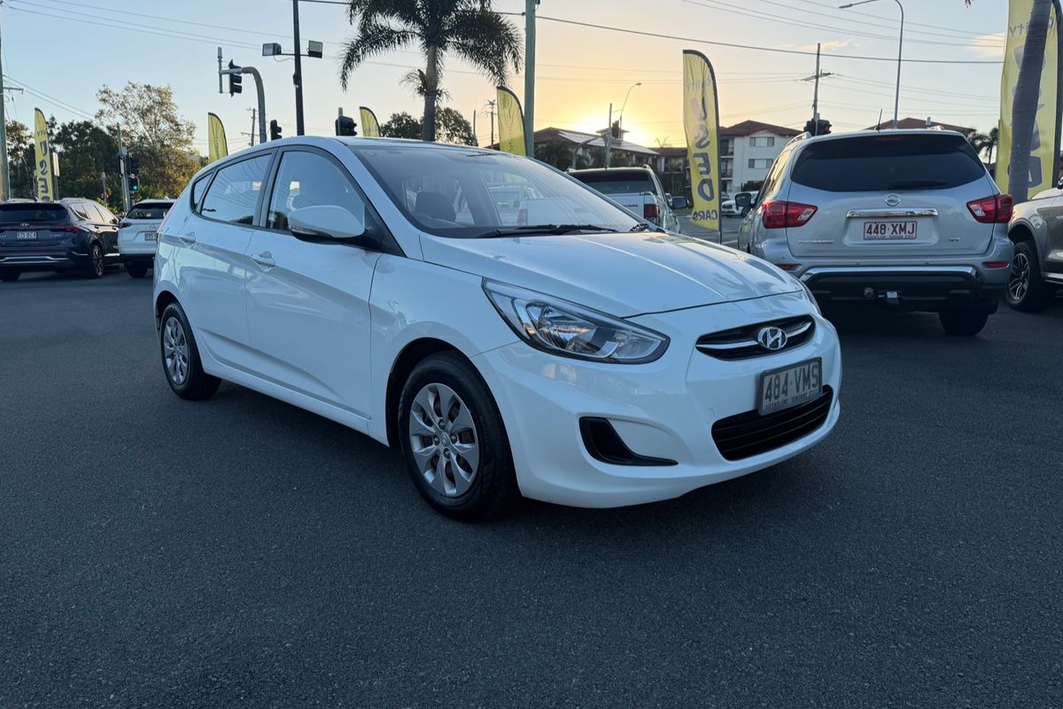 2014 Hyundai Accent Active RB2