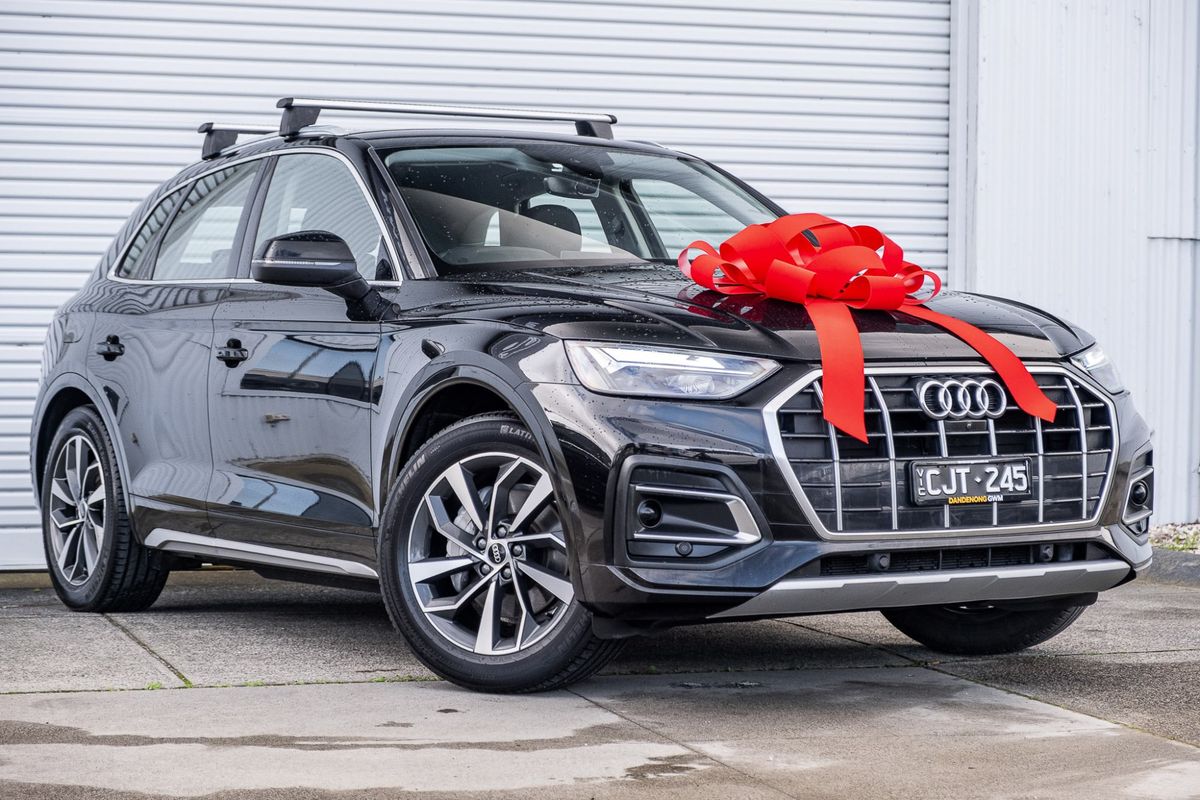 2022 Audi Q5 35 TDI FY