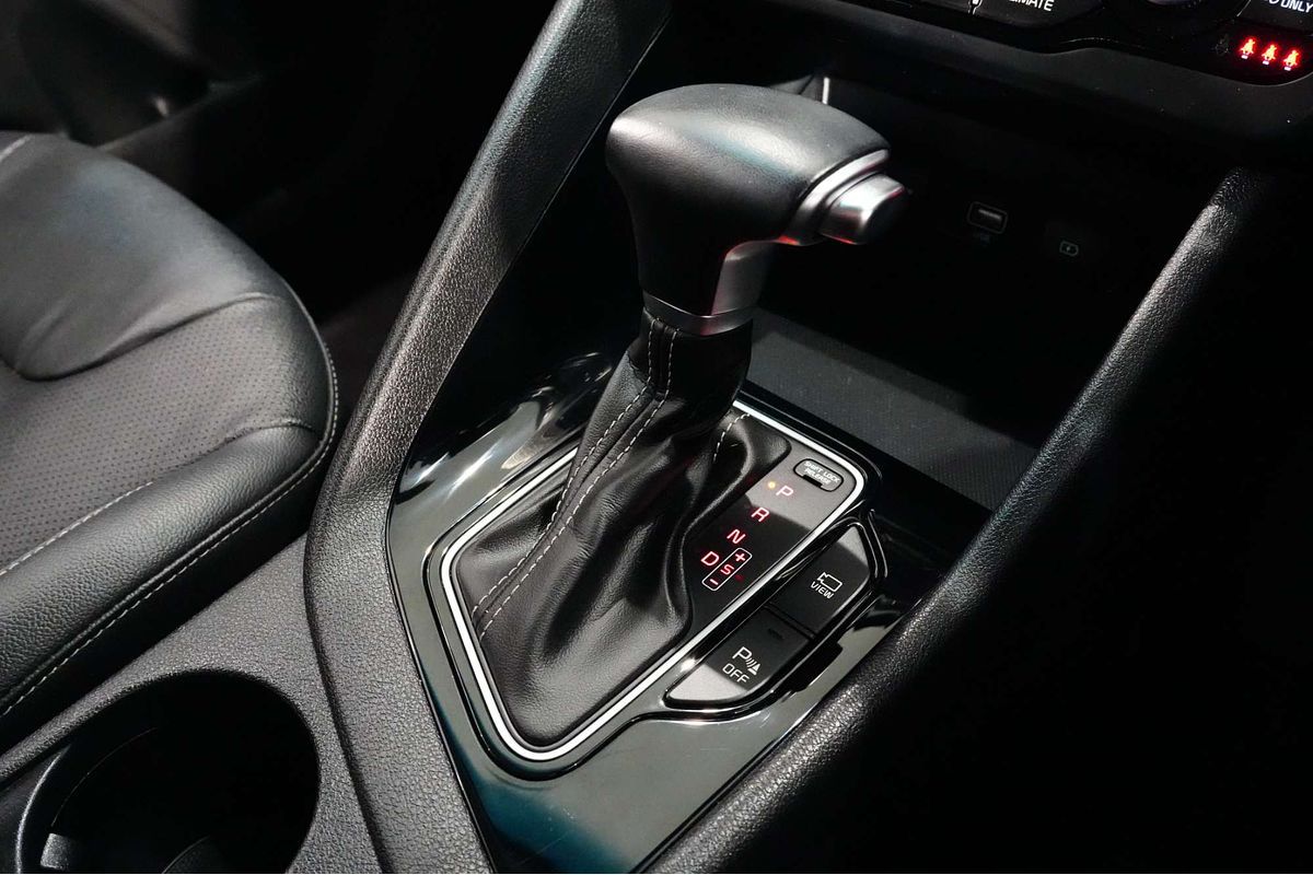 2022 Kia Niro Hybrid Sport DE