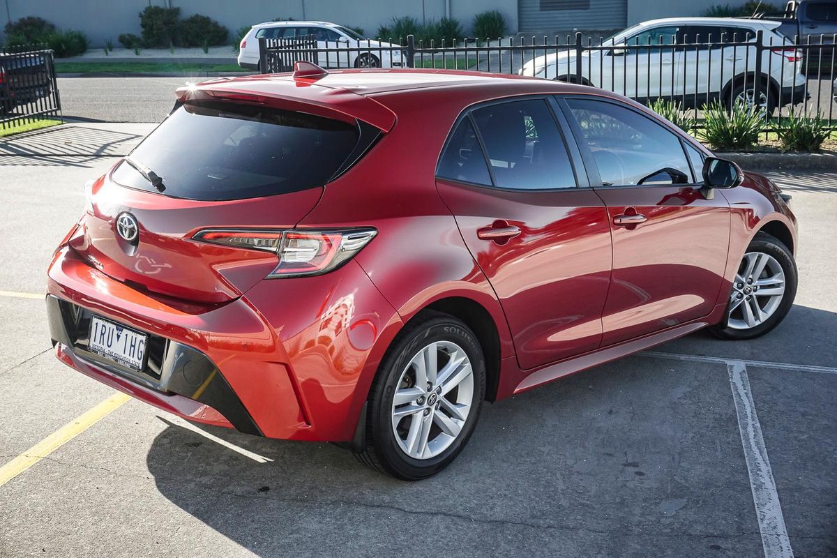 2020 Toyota Corolla SX MZEA12R
