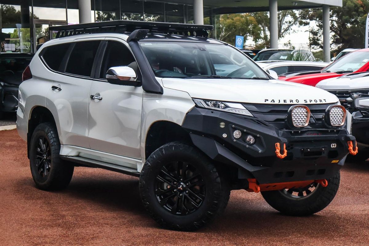 2022 Mitsubishi Pajero Sport Exceed QF