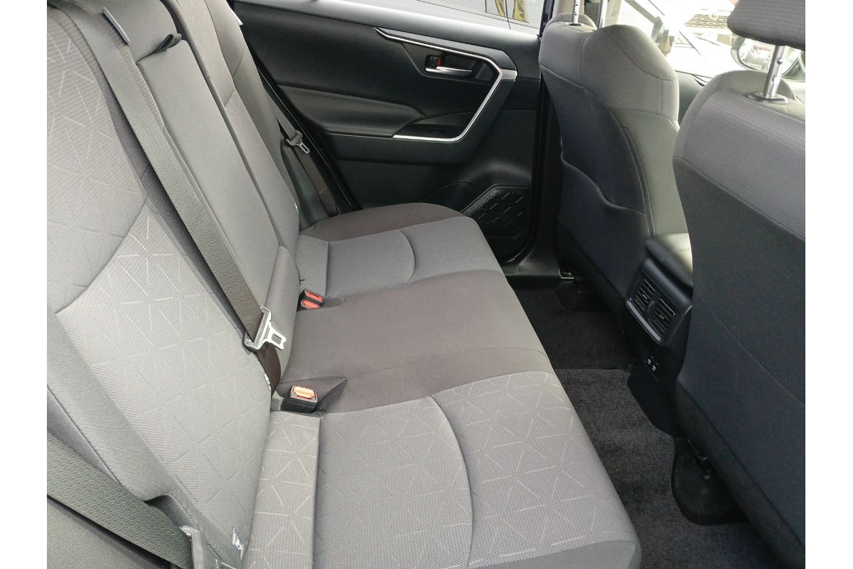 2019 Toyota RAV4 GXL MXAA52R image 13