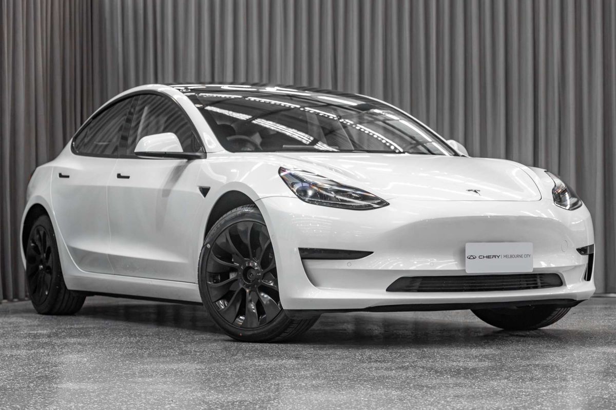 2023 Tesla Model 3 Rear-Wheel Drive