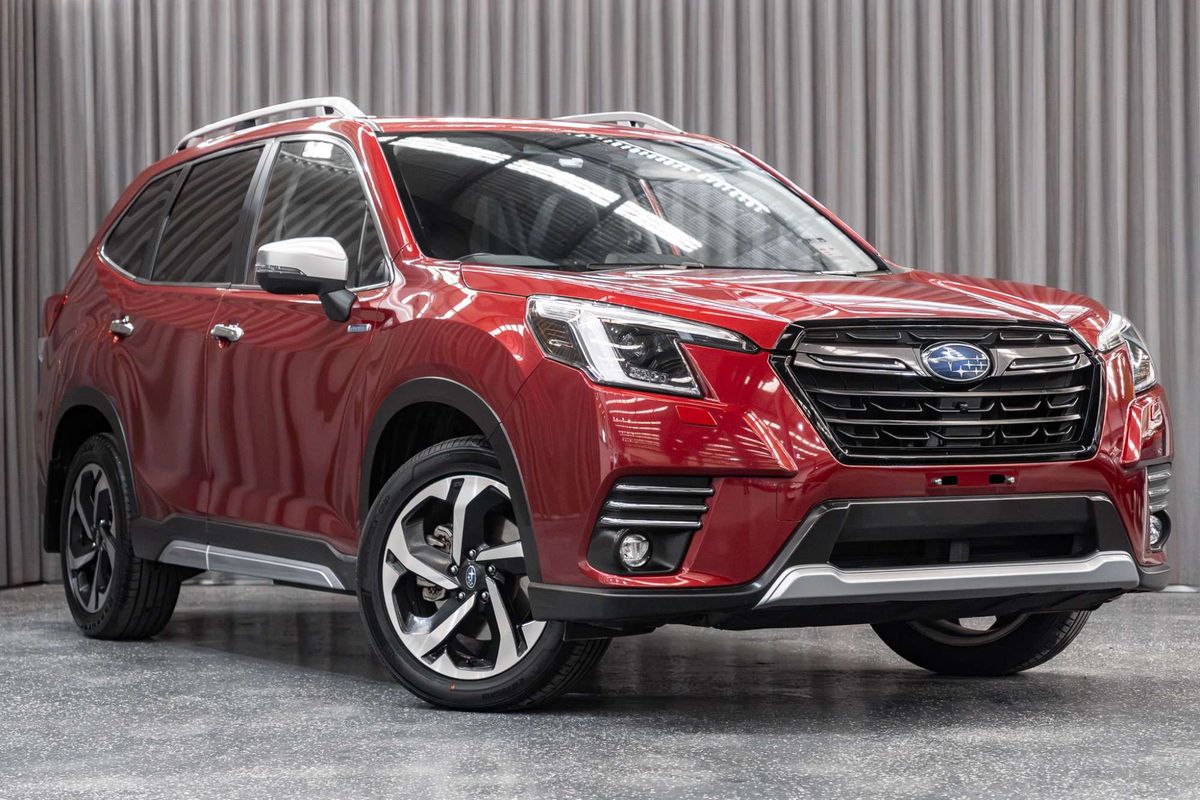 2024 Subaru Forester Hybrid S S5