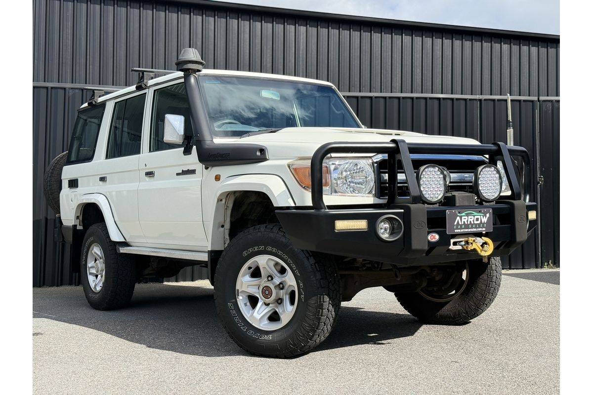 2019 Toyota Landcruiser GXL VDJ76R