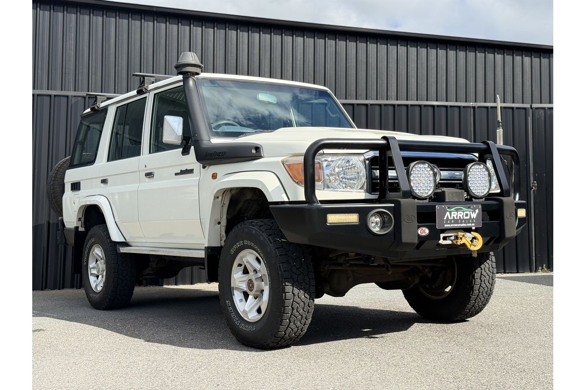 2019 Toyota Landcruiser GXL VDJ76R