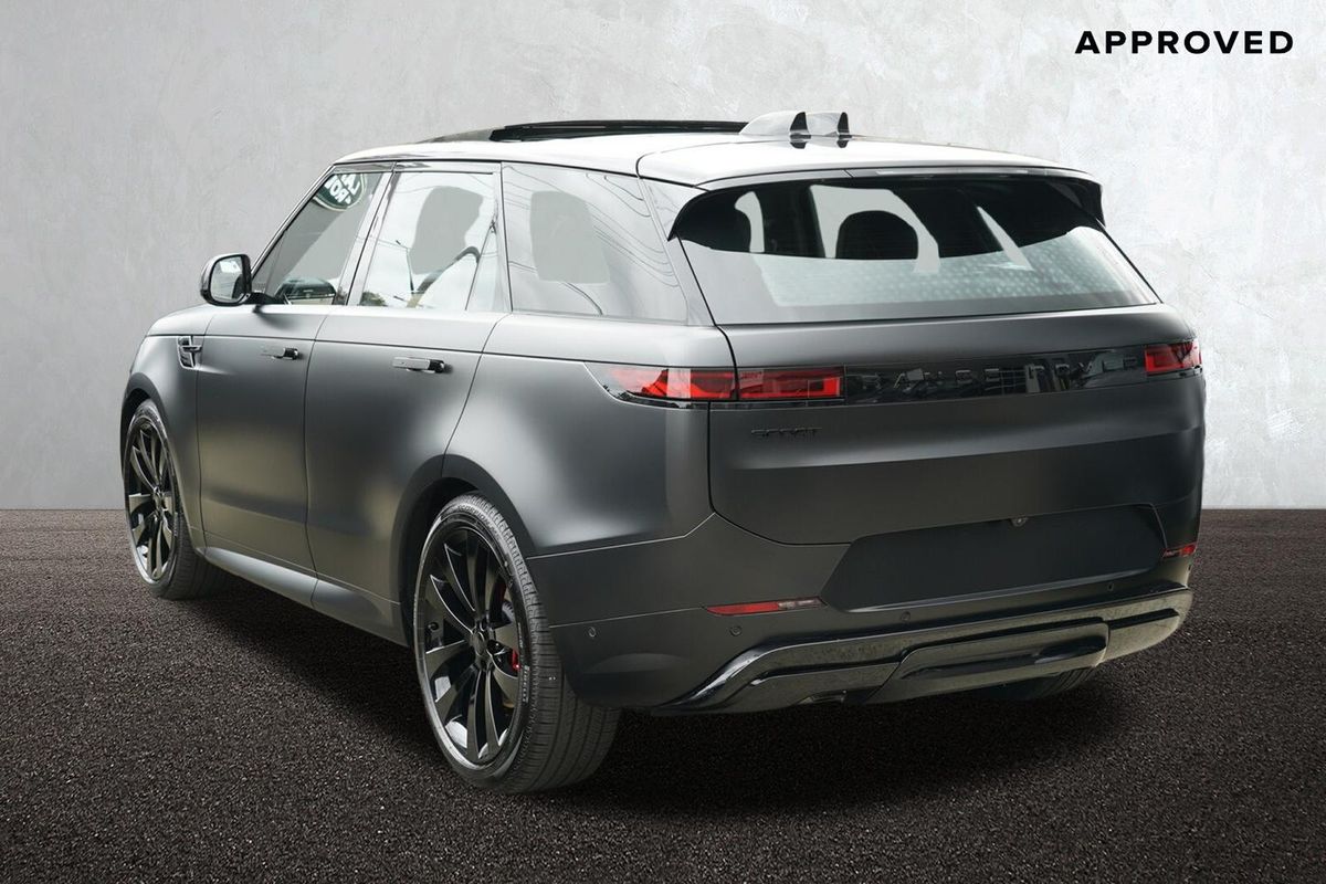 2026 Land Rover Range Rover Sport D350 Dynamic HSE L461