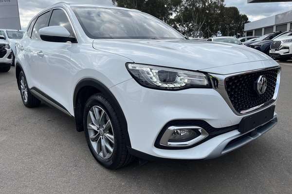 2023 MG HS Vibe SAS23