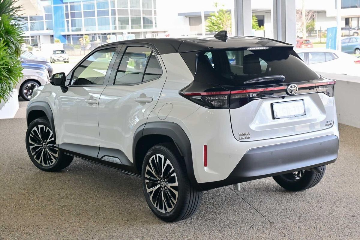 2024 Toyota Yaris Cross Urban MXPJ10R