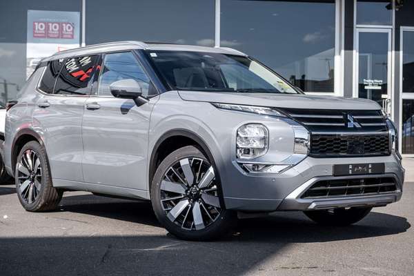 2025 Mitsubishi Outlander Exceed ZM