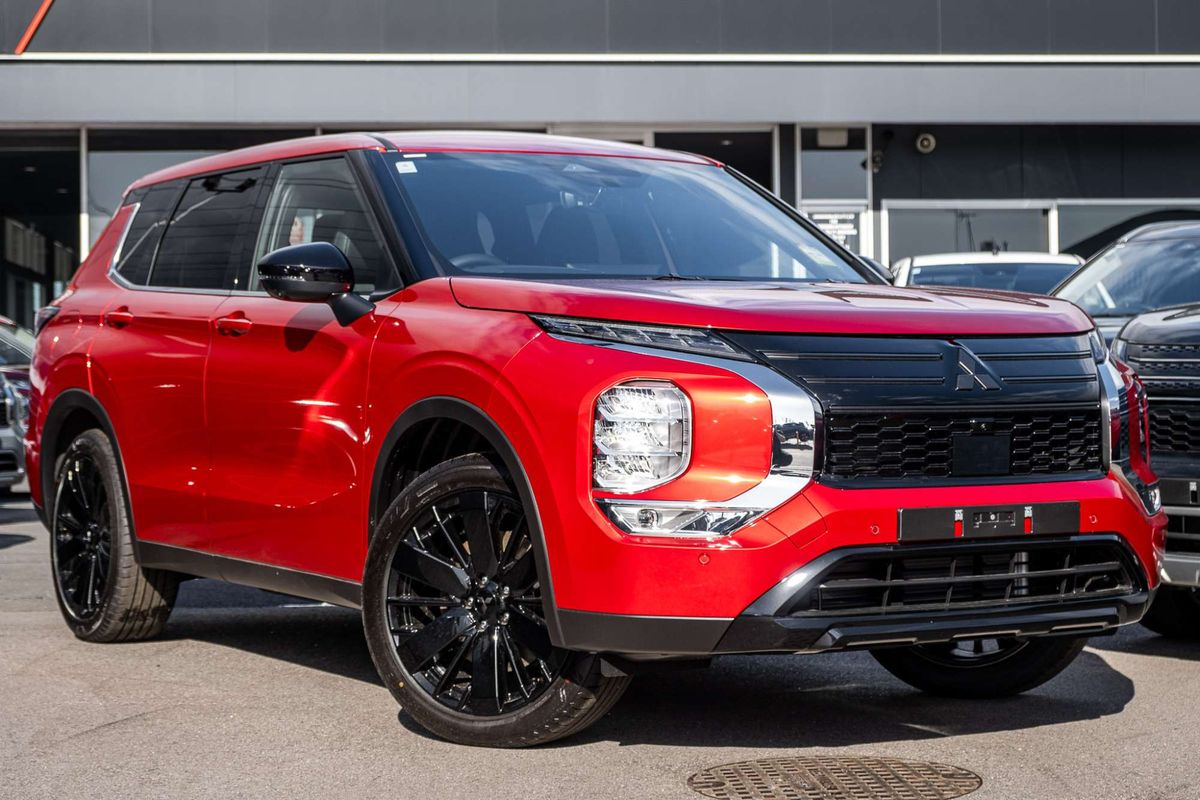 2026 Mitsubishi Outlander LS ZM