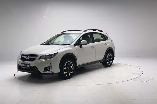 2016 Subaru XV 2.0i G4X thumb-3